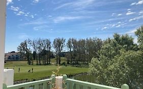 Proche des Sables D'Olonne appartement calme pour 4 personnes situé face au Golf de Bourgenay à Talmont st Hilaire