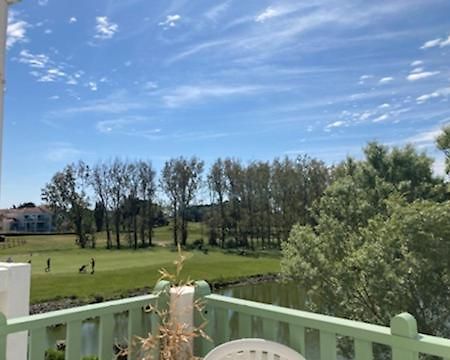 Proche des Sables D'Olonne appartement calme pour 4 personnes situé face au Golf de Bourgenay à Talmont st Hilaire Extérieur photo