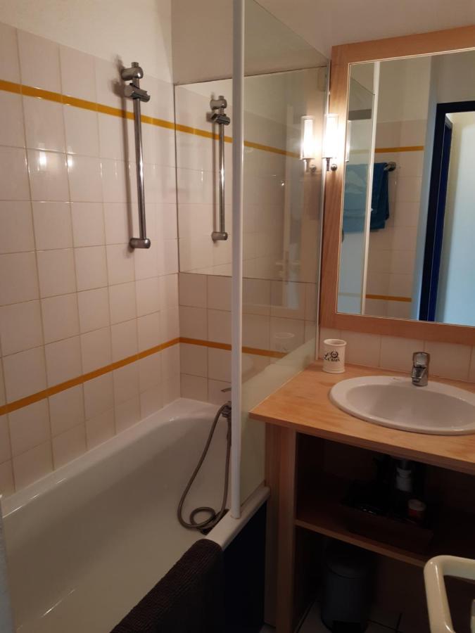 Proche des Sables D'Olonne appartement calme pour 4 personnes situé face au Golf de Bourgenay à Talmont st Hilaire Extérieur photo
